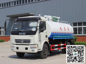 东风大多利卡吸粪车